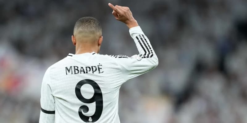 Số áo Mbappé: Từ số 7 huyền thoại PSG đến số 10 Real Madrid
